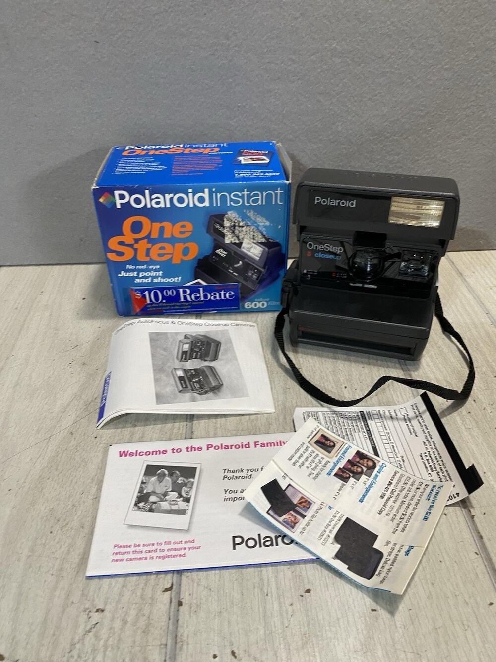 Vintage Polaroid One Step Close Up Instant 600 Film Camera Tested Working
